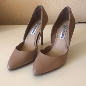 Nude pumps by Steve Madden